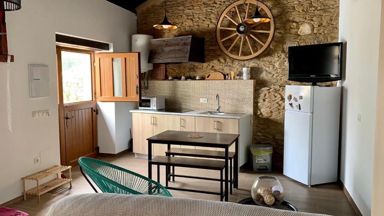 Estudio Pajar Rural Con Bonito Jardin - Los Gayoles Rural Castropol Dış mekan fotoğraf